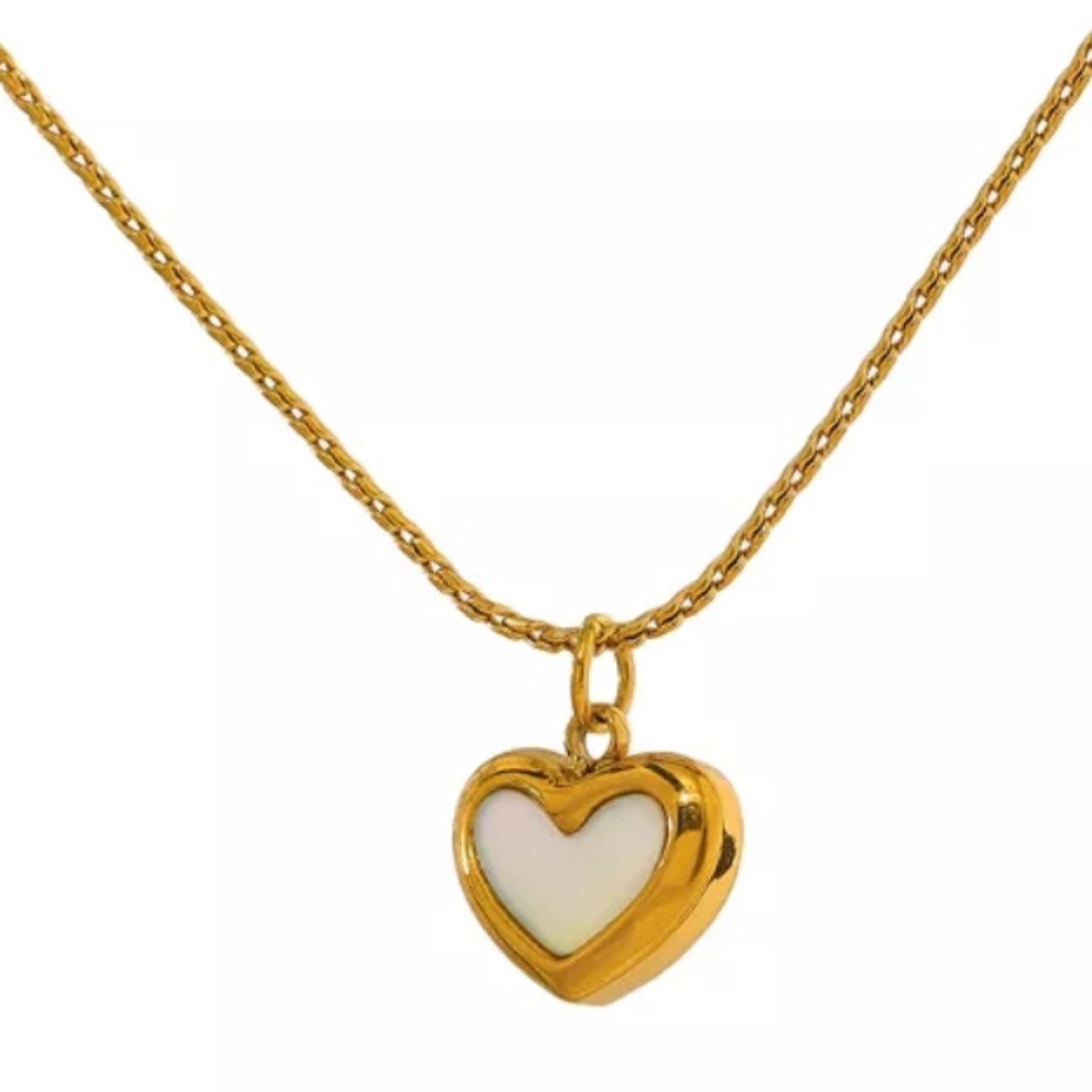 18 k Gold plated heart natural shell necklace